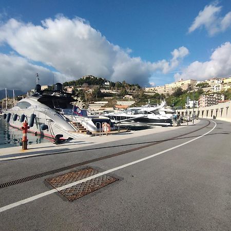 Apartamento La Finestra Sul Borgo Ventimiglia Exterior foto